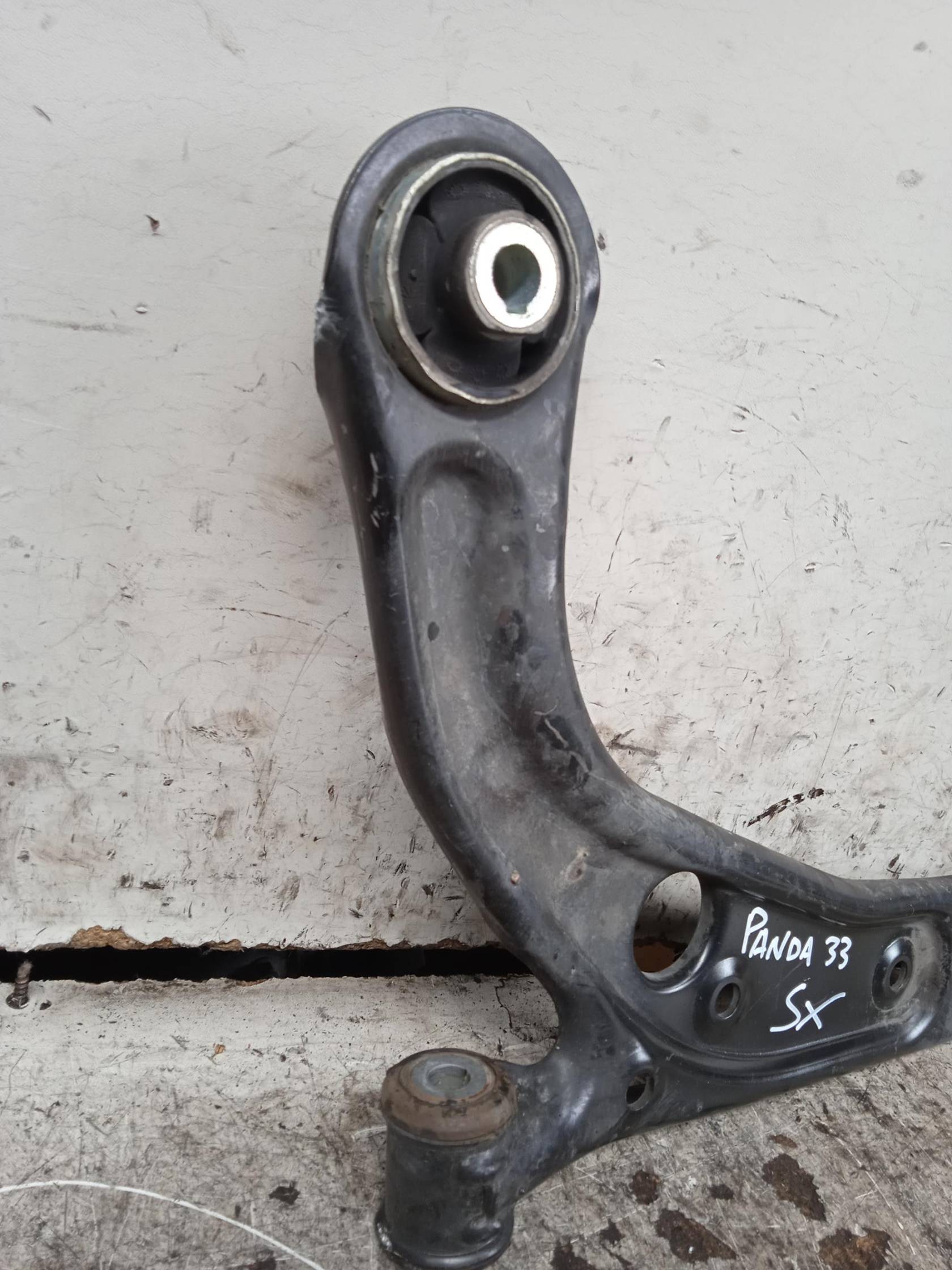 Braccio oscillante sosp. ant. sx.